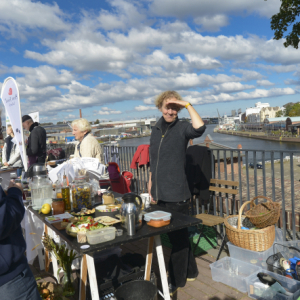 ST10.06-Erntedank-Markt-CHR_4080a